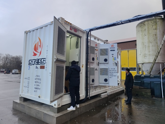 Soluções de armazenamento de energia por bateria móvel fechada 400V - 800V Monitoramento remoto