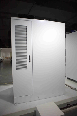 Sistema de armazenamento de energia de bateria industrial de 120KWH Proteção IP55 para interiores e exteriores