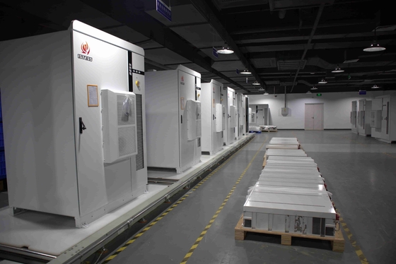 Sistema de armazenamento de energia de bateria industrial de 50KW em ambientes fechados 107,52KWH - 125,44KWH
